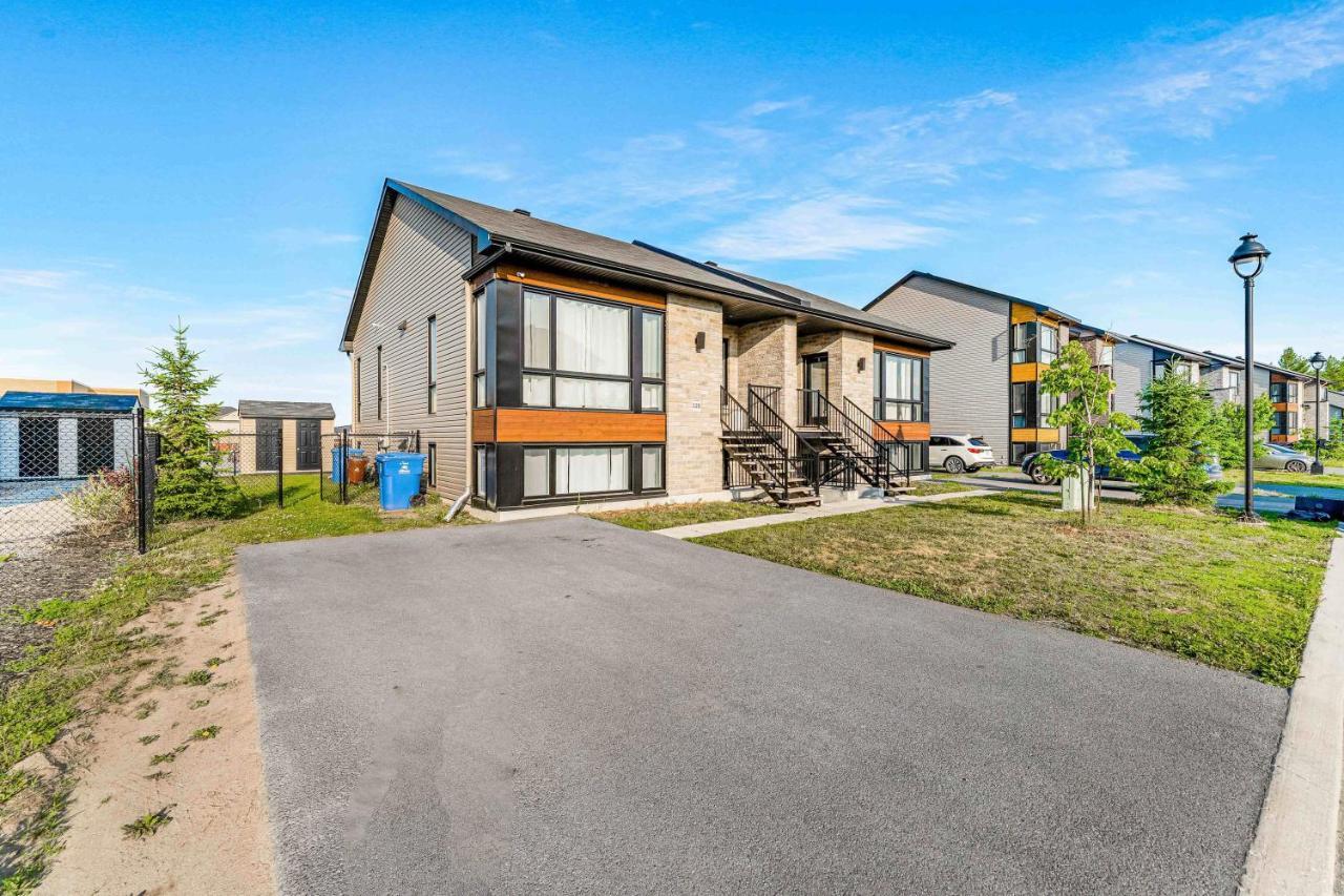 Charming And Cozy Condo Apartment Gatineau Exterior photo
